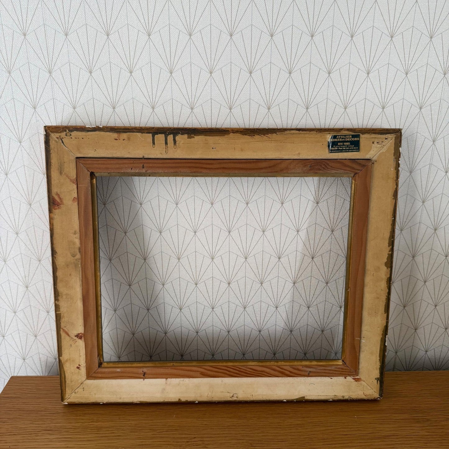 French Vintage Gold Picture Frame Red Velvet Wood 04082610