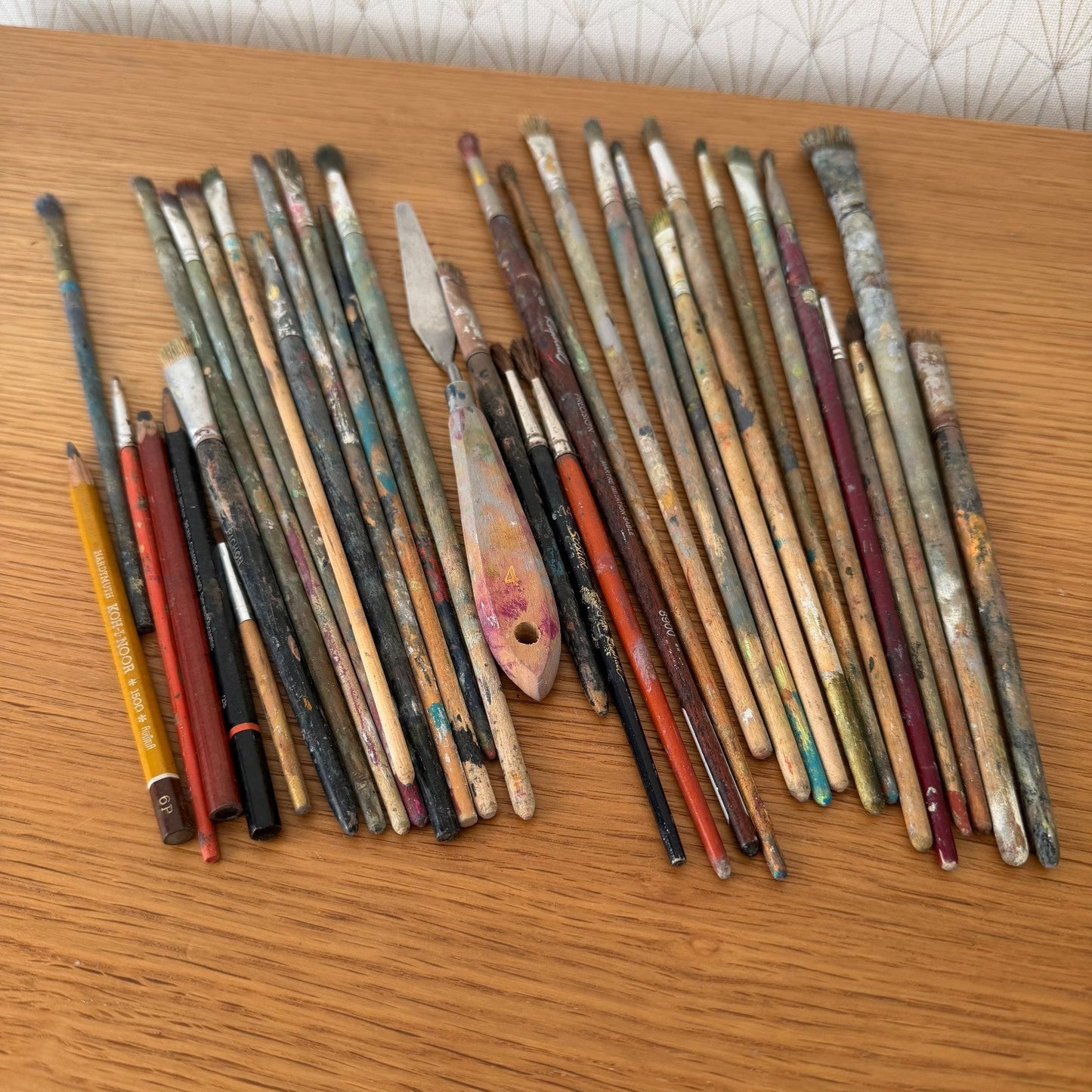 Vintage Used Artist Paintbrush Lot Mixed Set Oil Painting Tools 0708269