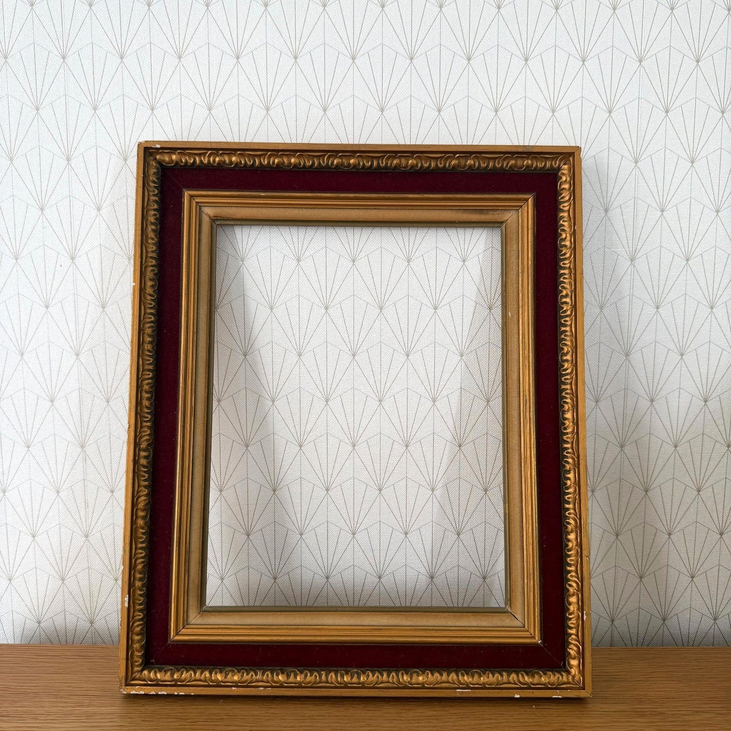 French Vintage Gold Picture Frame Red Velvet Wood 04082610