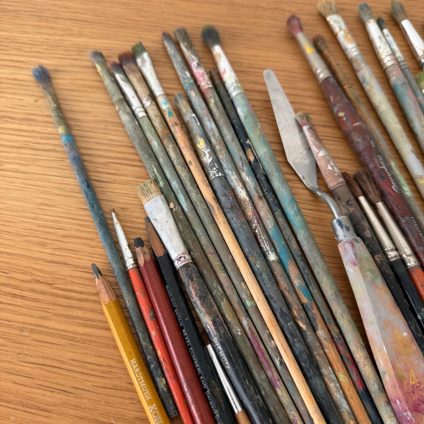 Vintage Used Artist Paintbrush Lot Mixed Set Oil Painting Tools 0708269