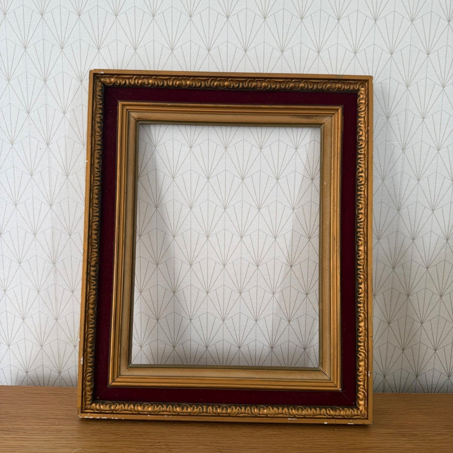 French Vintage Gold Picture Frame Red Velvet Wood 04082610