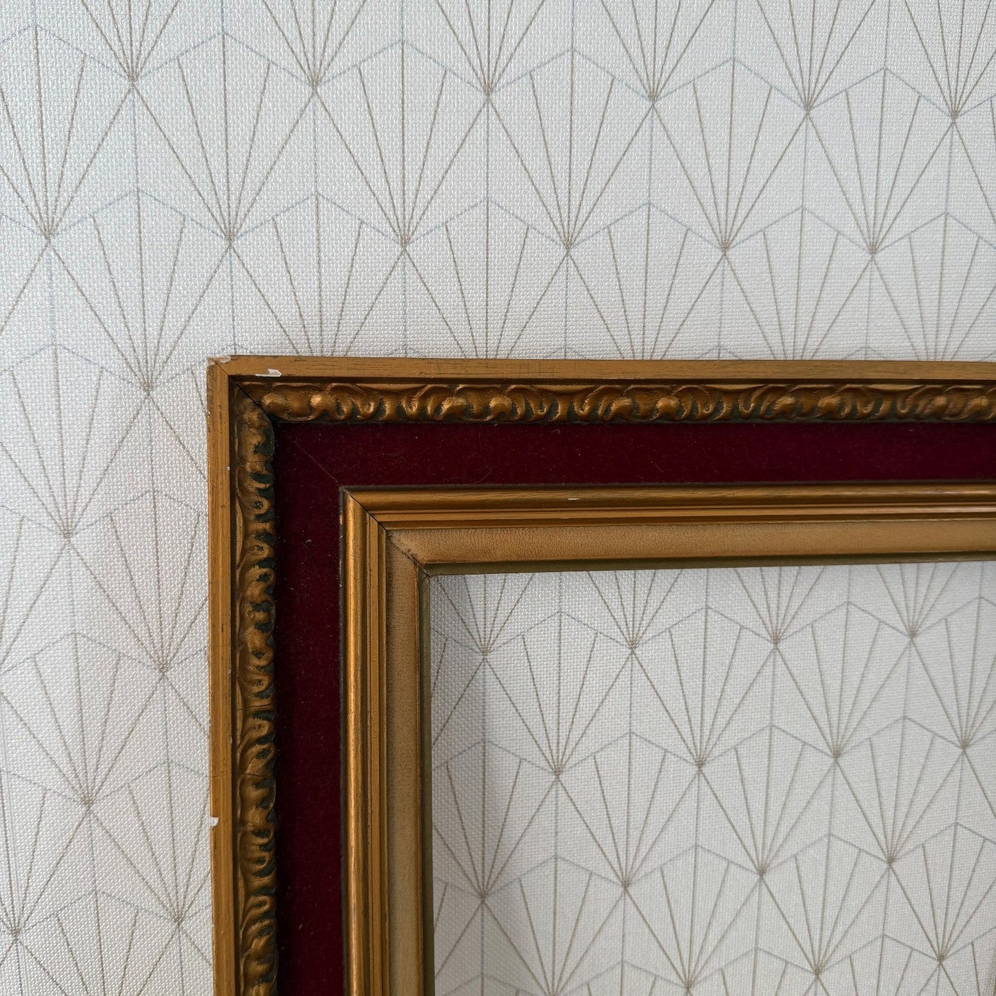 French Vintage Gold Picture Frame Red Velvet Wood 04082610